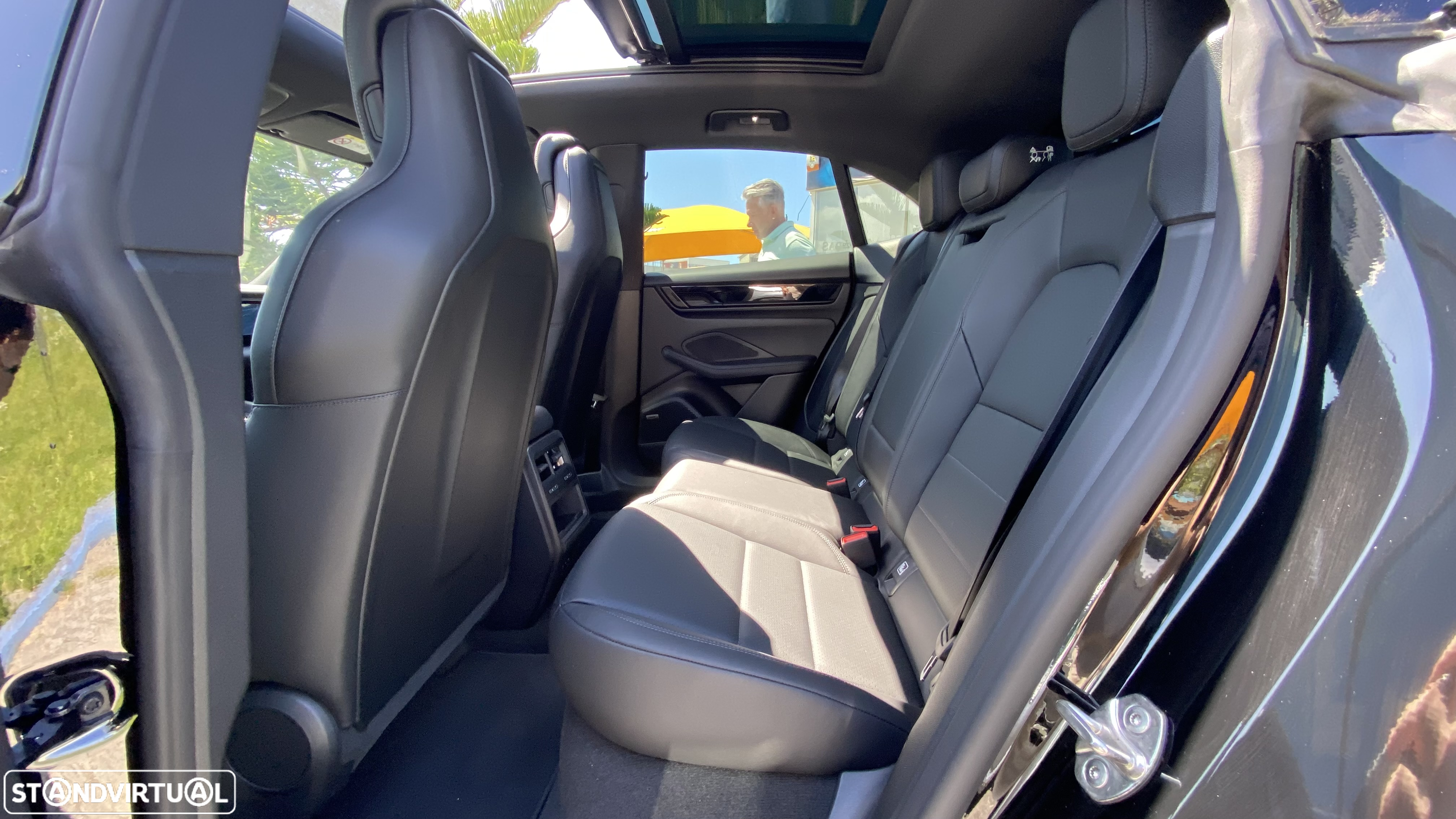 Porsche Macan Standard - 25