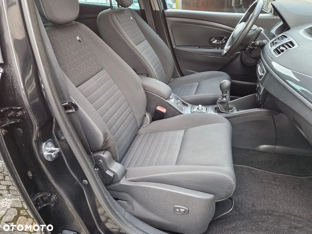 Renault Megane ENERGY TCe 115 Start & Stop Paris Business - 13