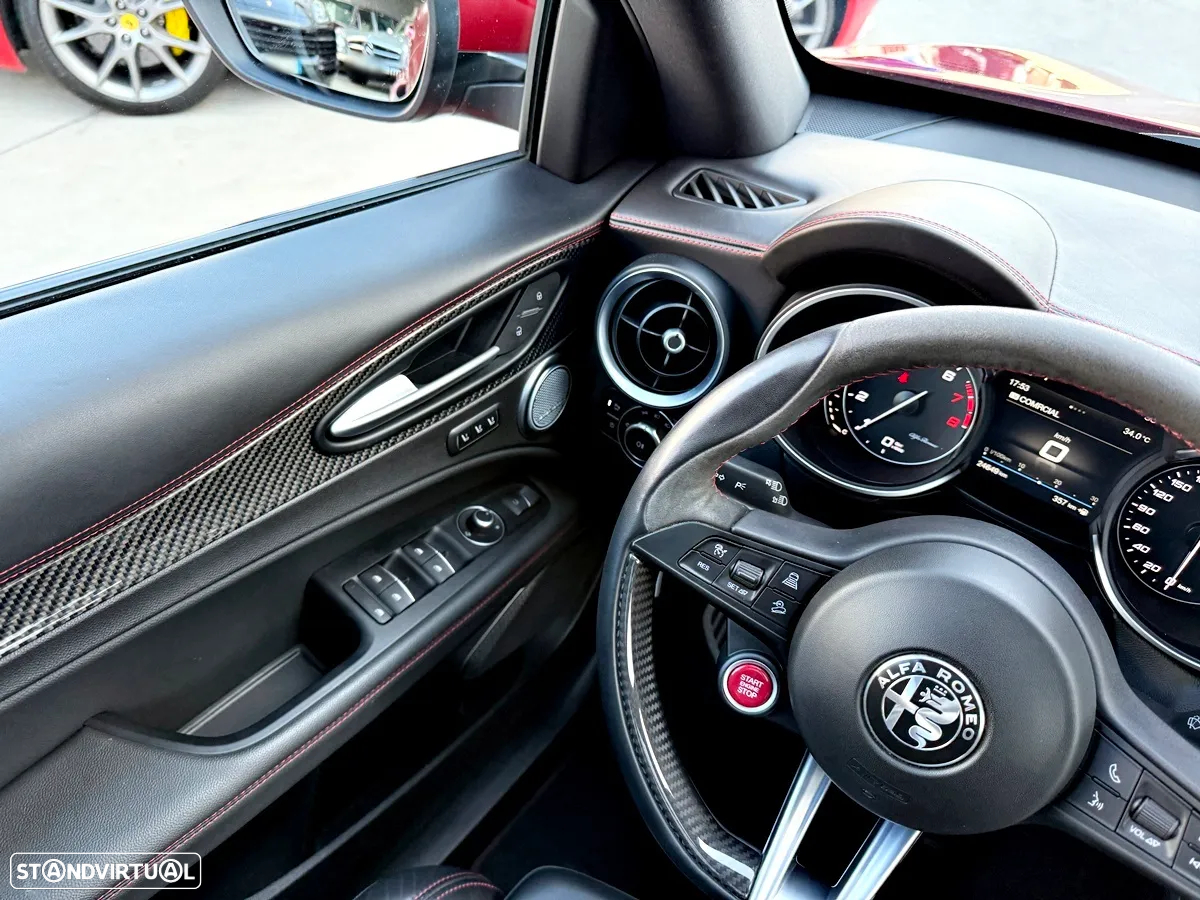 Alfa Romeo Stelvio 2.9 T Quadrifoglio Q4 - 15