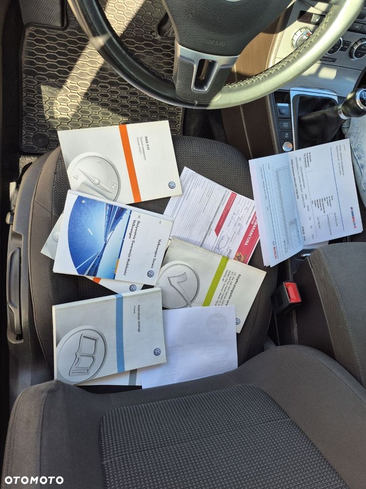 Volkswagen Passat 2.0 TDI Comfortline - 38