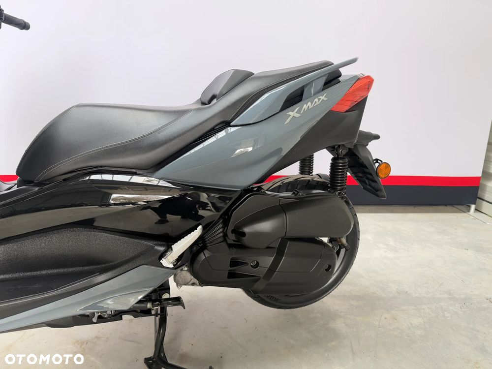 Yamaha X-max - 20
