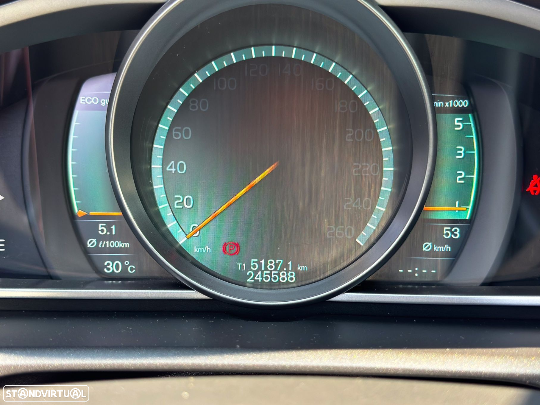 Volvo V40 1.6 D2 Momentum - 18