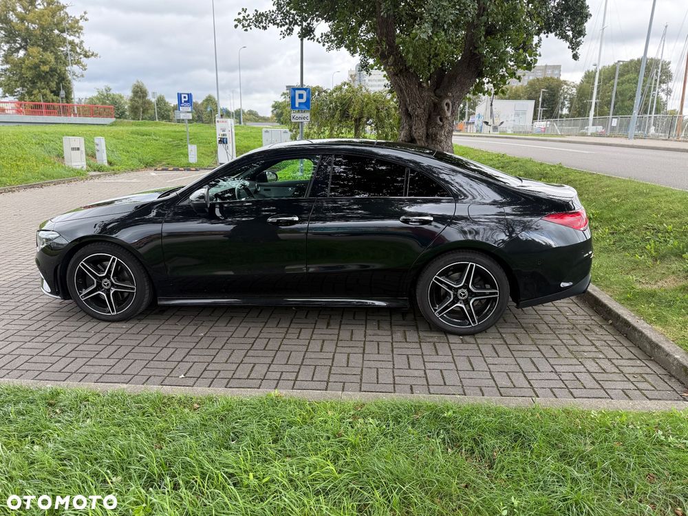 Mercedes-Benz CLA 200 AMG Line 7G-DCT - 30