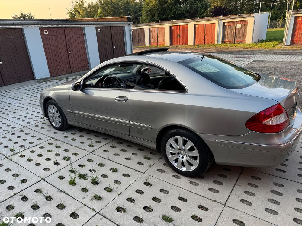 Mercedes-Benz CLK - 31