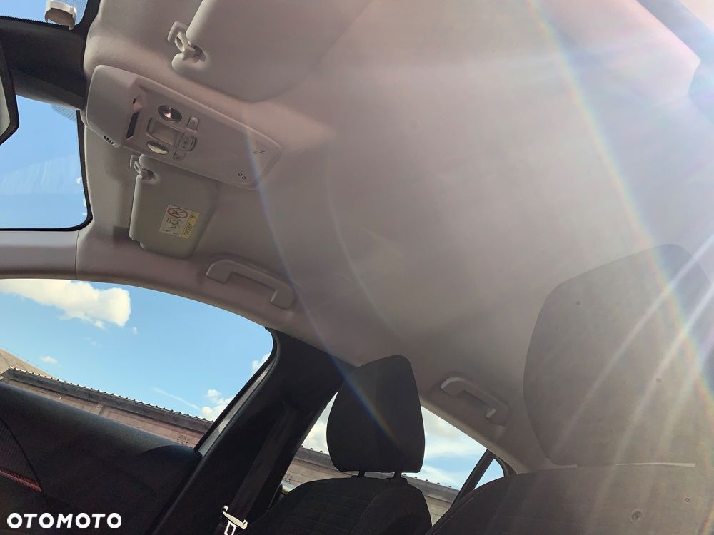 Peugeot 208 PureTech 75 Allure Pack - 25