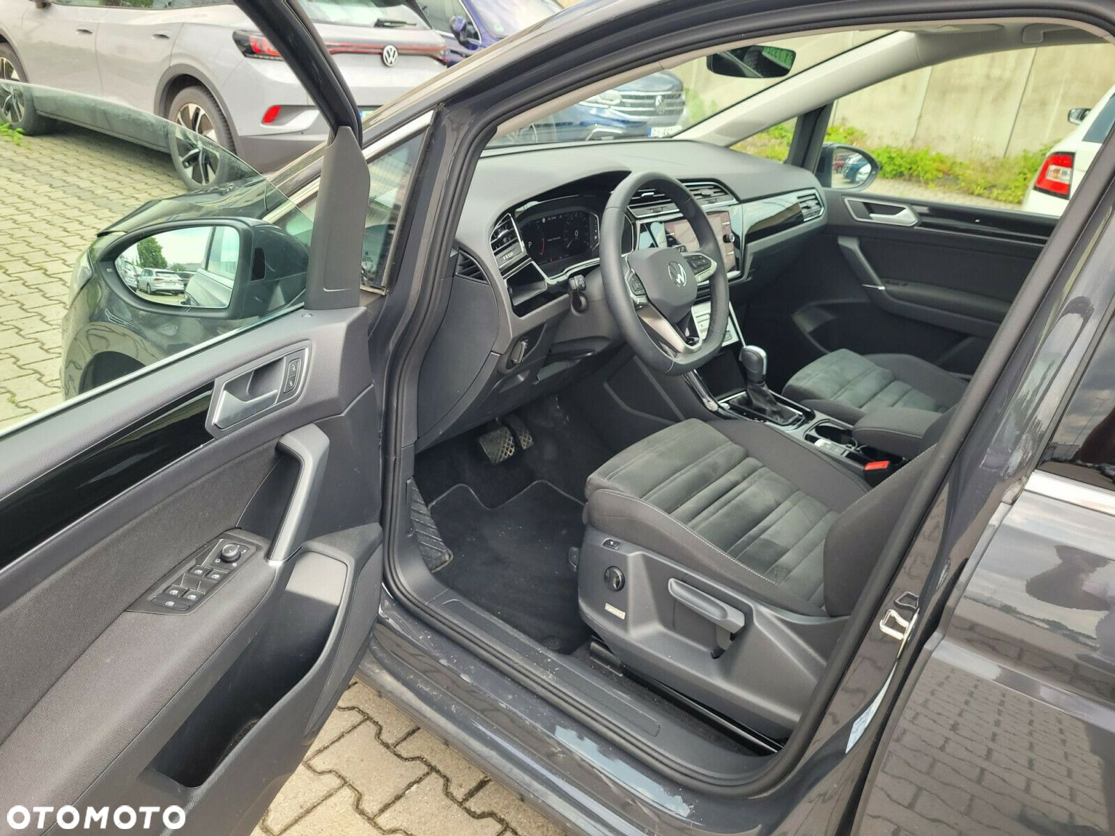 Volkswagen Touran 2.0 TDI BMT Highline DSG - 5