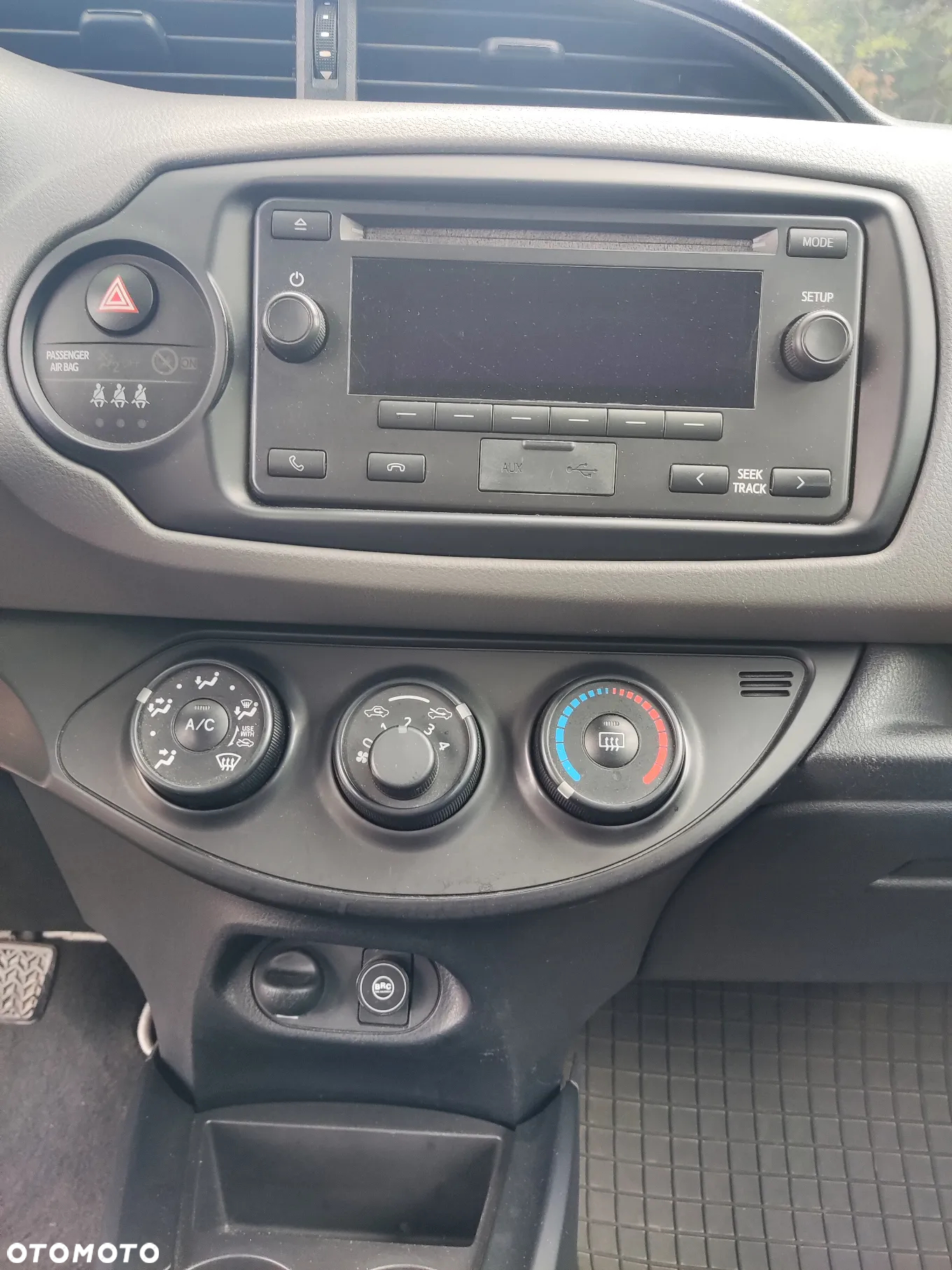 Toyota Yaris 1.0 Active - 12