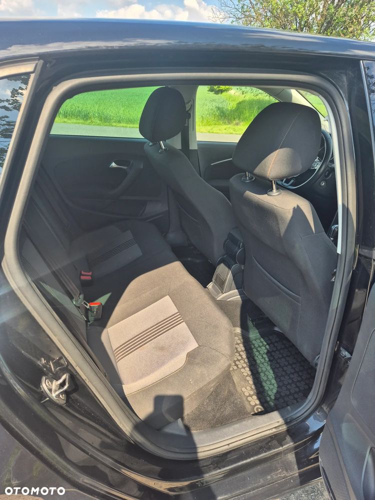 Volkswagen Polo 1.4 TDI Blue Motion Technology DSG Allstar - 12