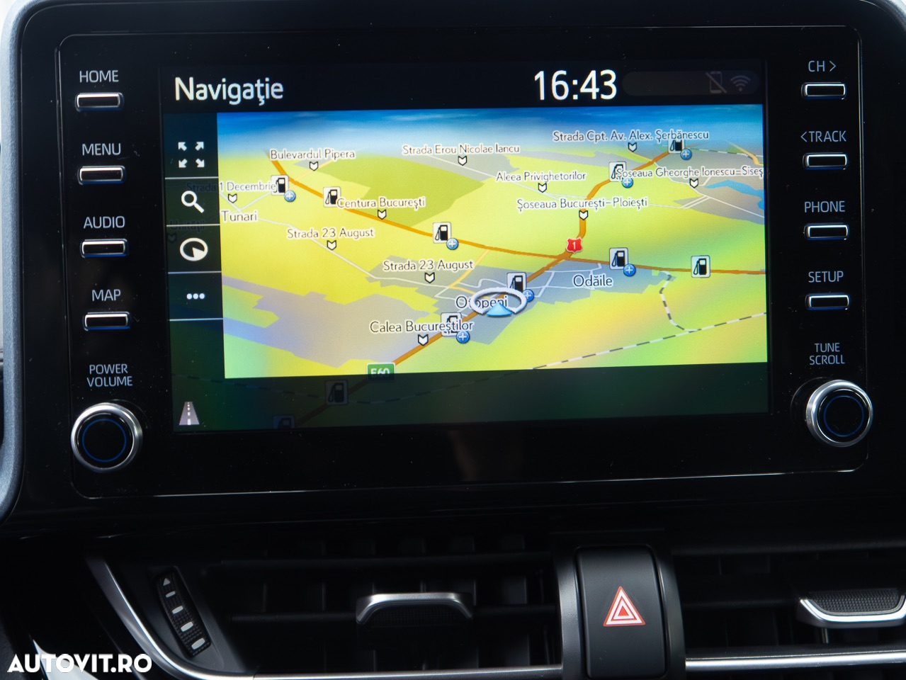 Toyota C-HR 1.8 Hybrid Business Edition - 11
