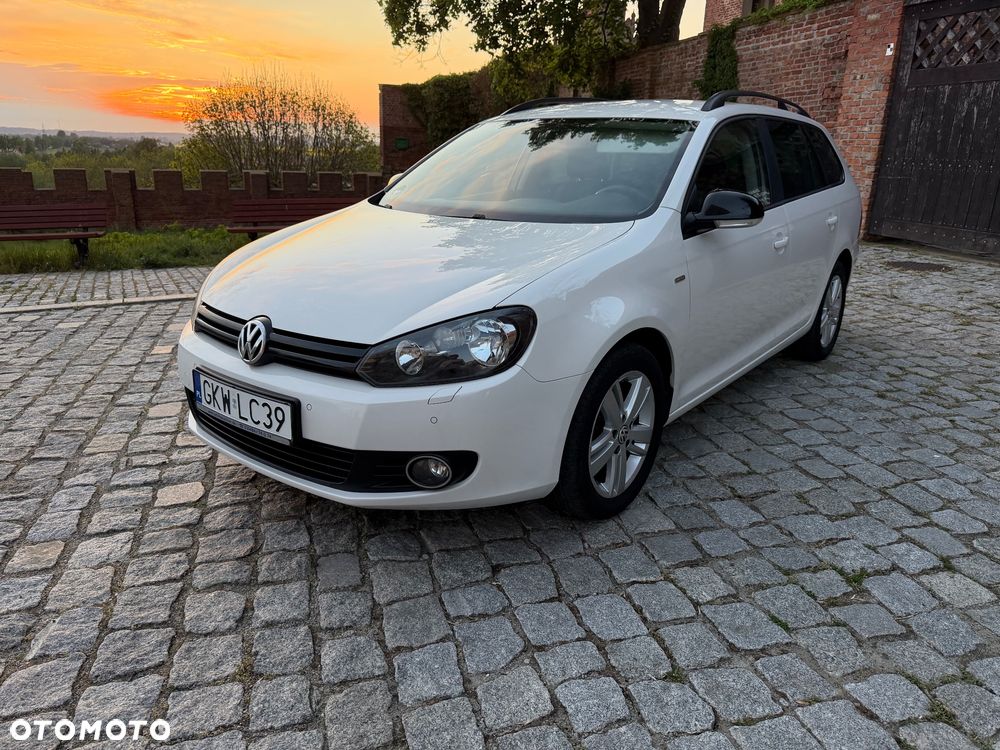 Volkswagen Golf 1.6 TDI DPF MATCH - 1
