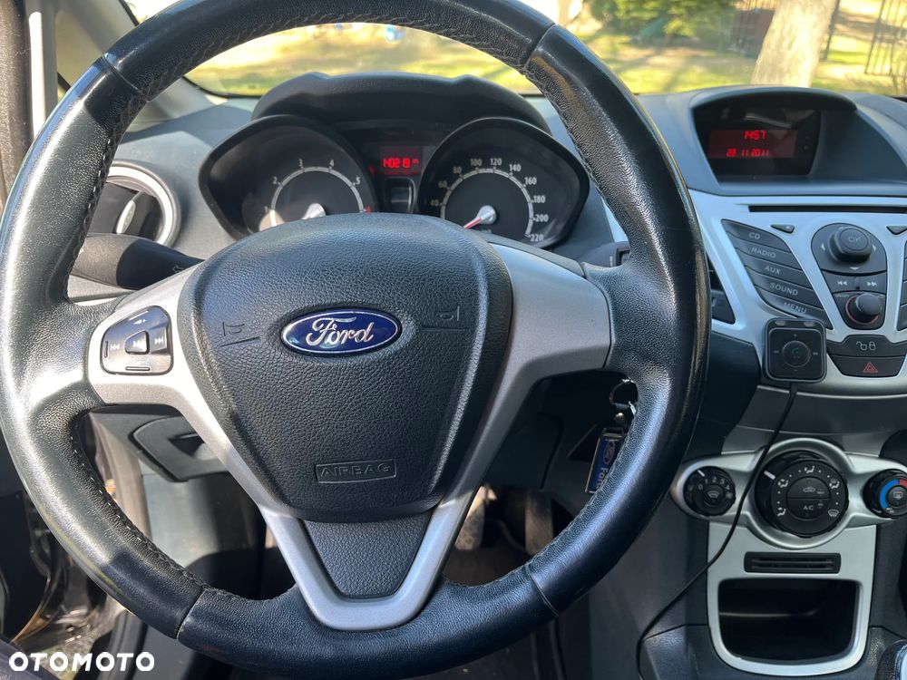Ford Fiesta 1.4 Trend EU5 - 9
