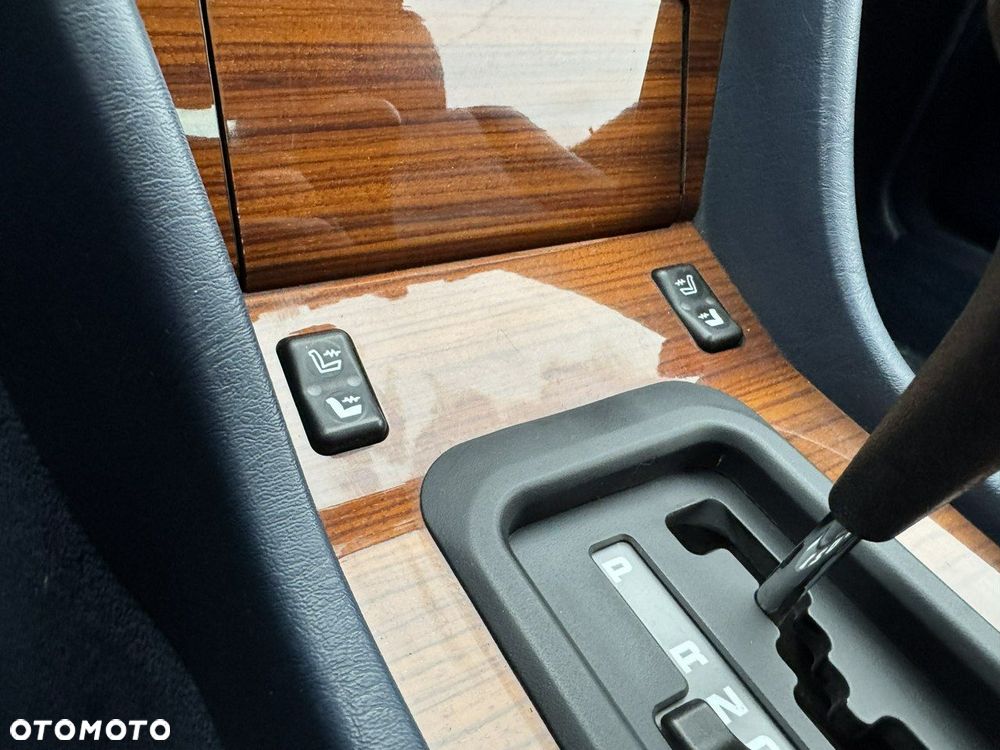 Mercedes-Benz W124 (1984-1993) - 18