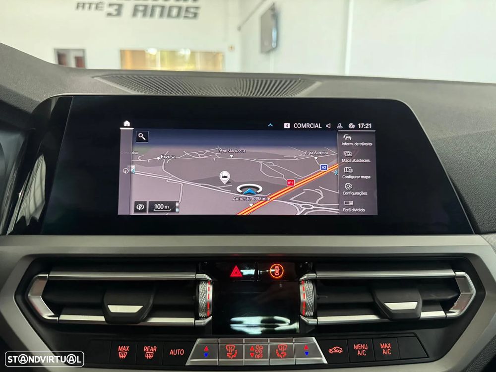 BMW 330 e Touring Pack M Auto - 24