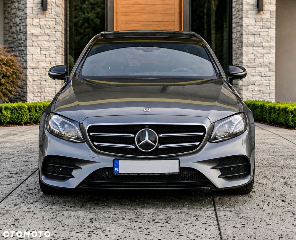 Mercedes-Benz Klasa E 350 D 4Matic 9G-TRONIC AMG Line - 3