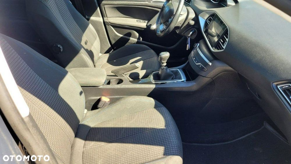 Peugeot 308 1.5 BlueHDi Active Pack Business S&S - 12