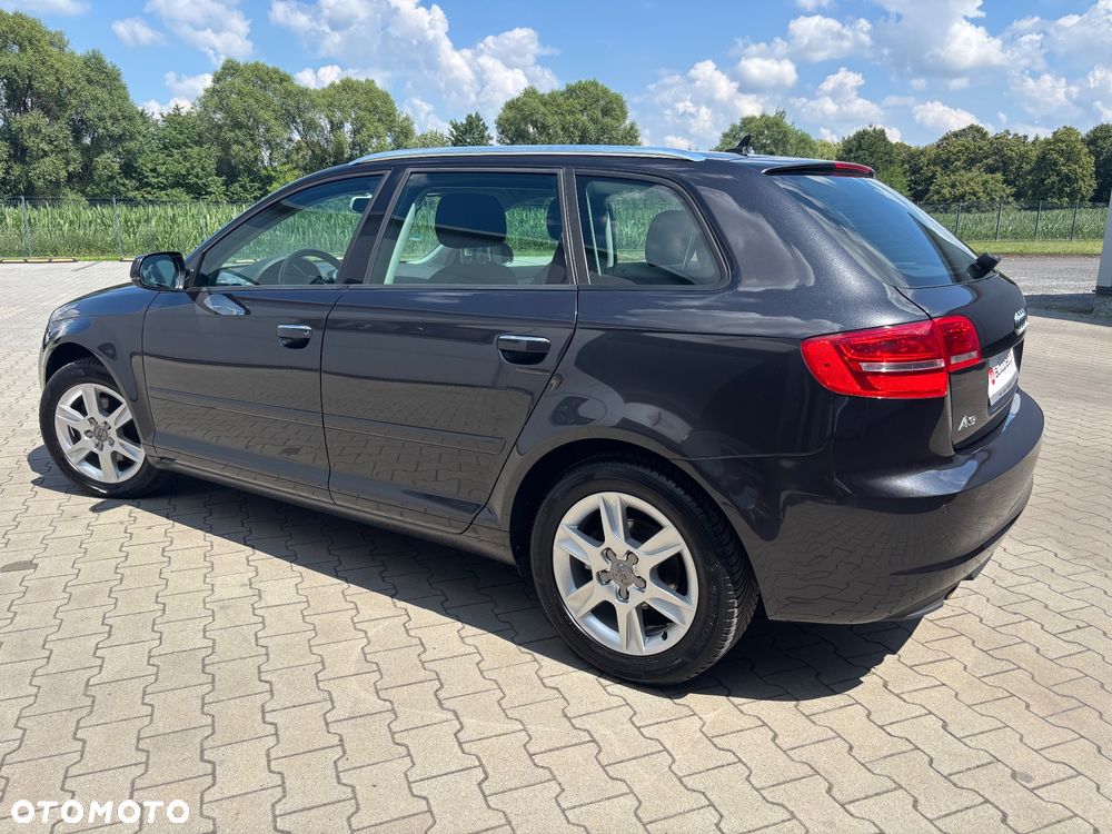 Audi A3 Sportback 1.4T FSI Ambiente - 11