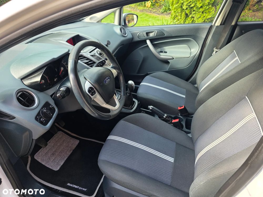 Ford Fiesta 1.25 Titanium - 6