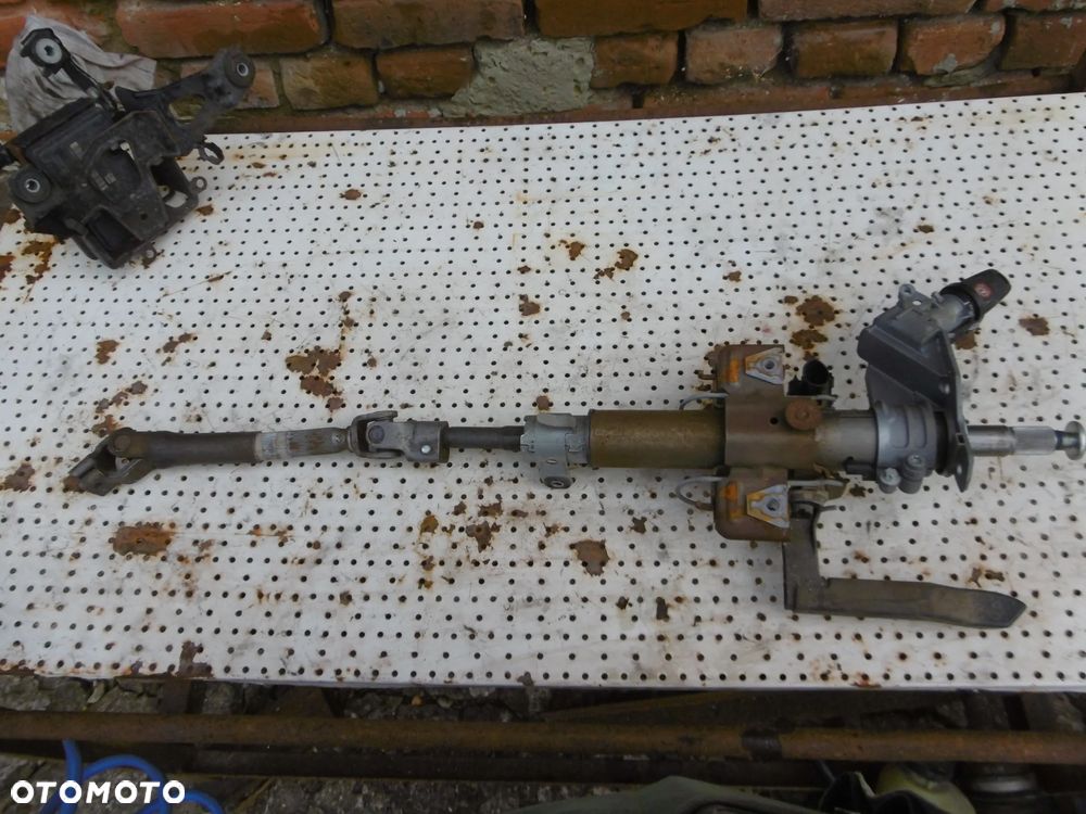 SZTYCA KOLUMNA ASTRA H - 1