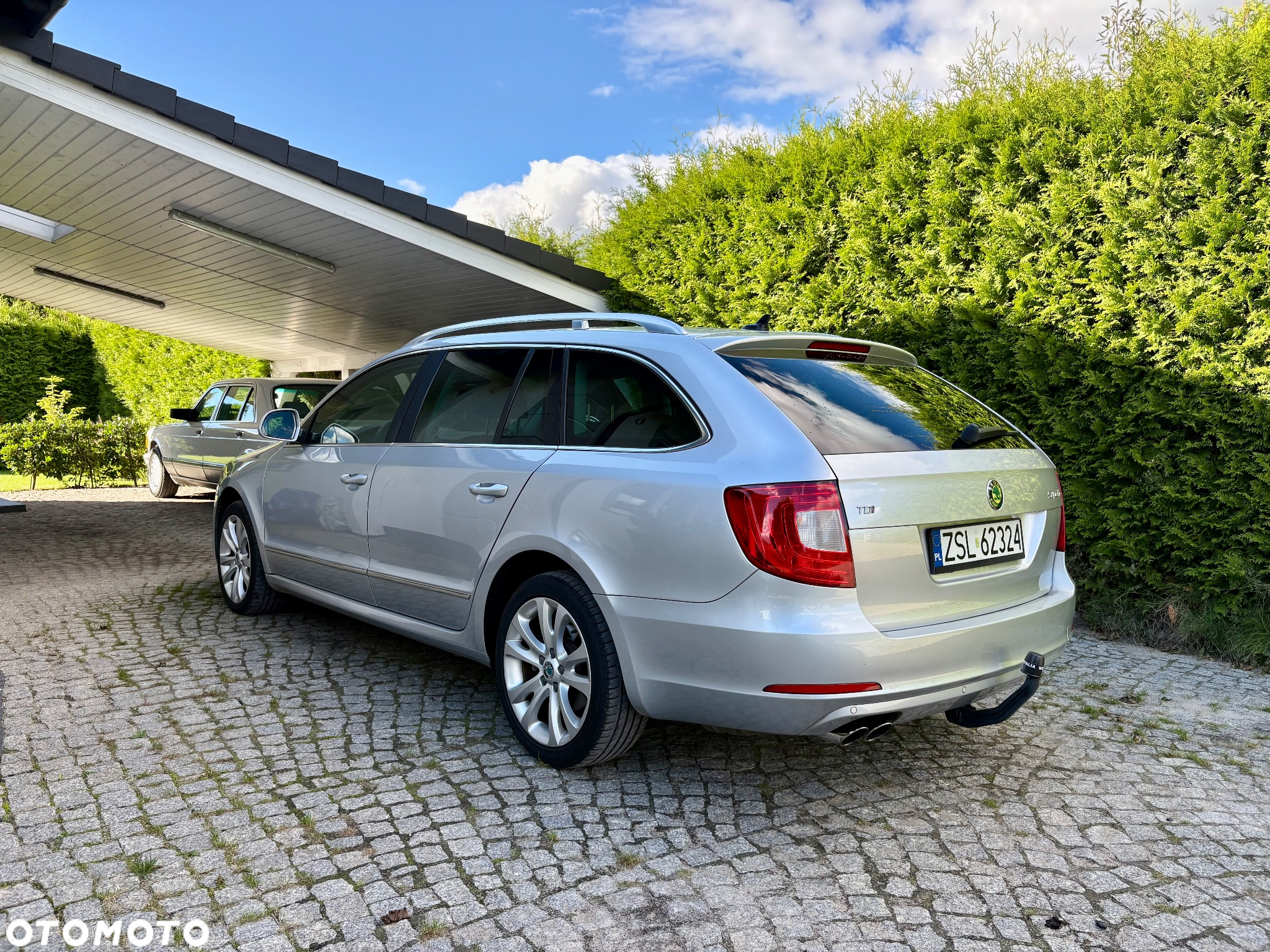 Skoda Superb 2.0 TDI Elegance DSG - 3