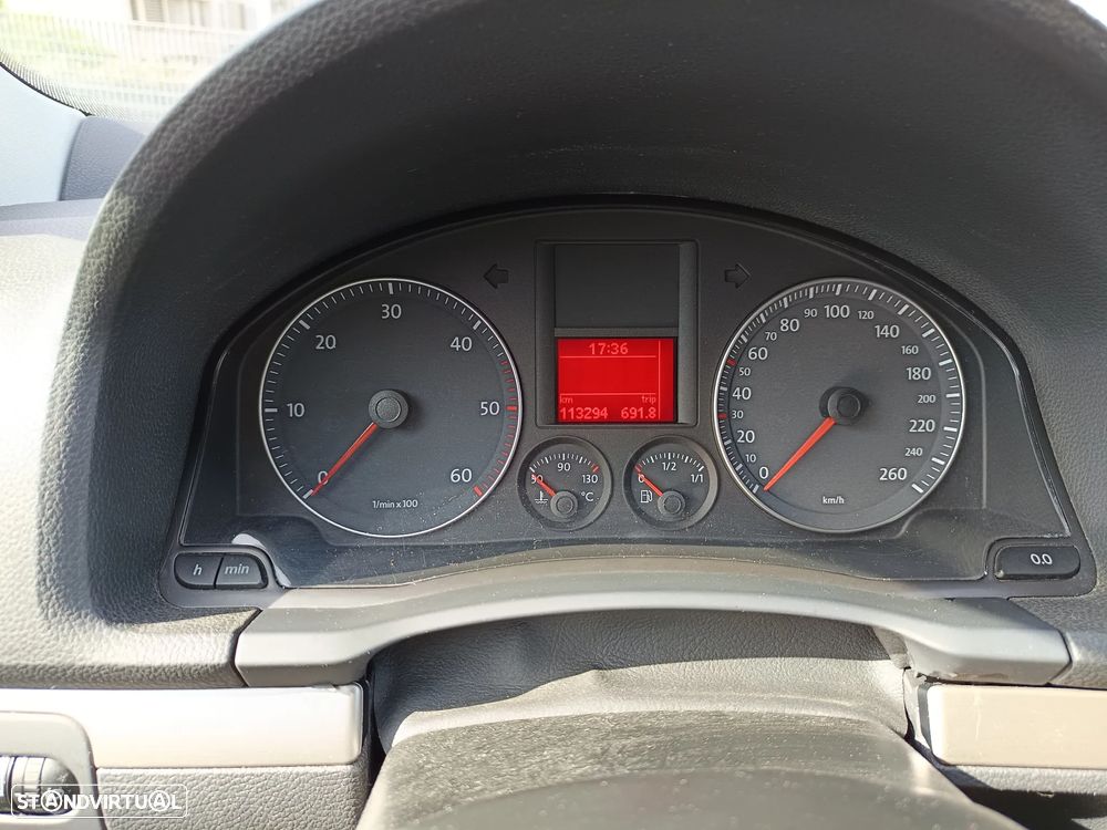 VW Golf 1.9 TDi Confortline DSG 7V - 29