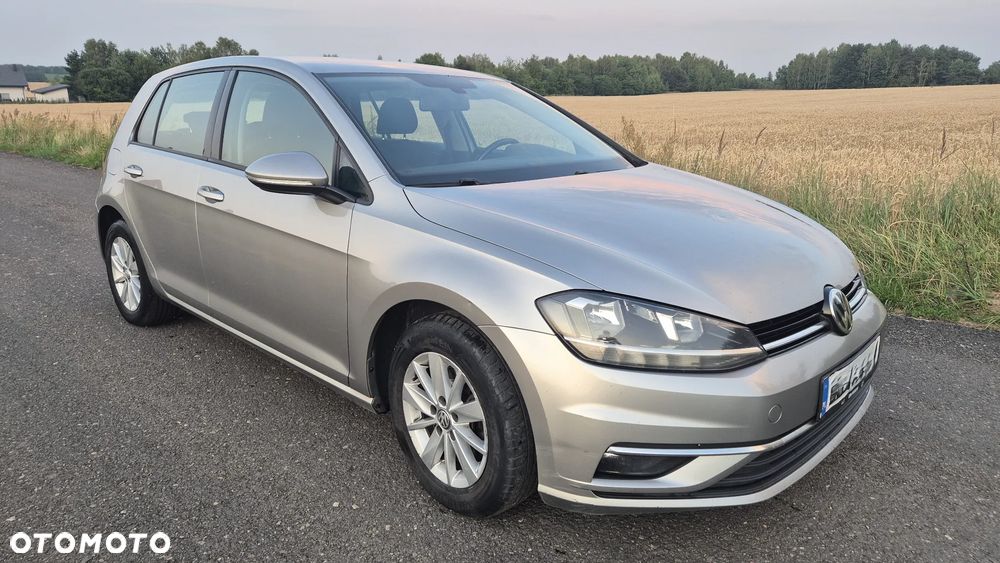Volkswagen Golf 1.6 TDI BMT Comfortline - 1