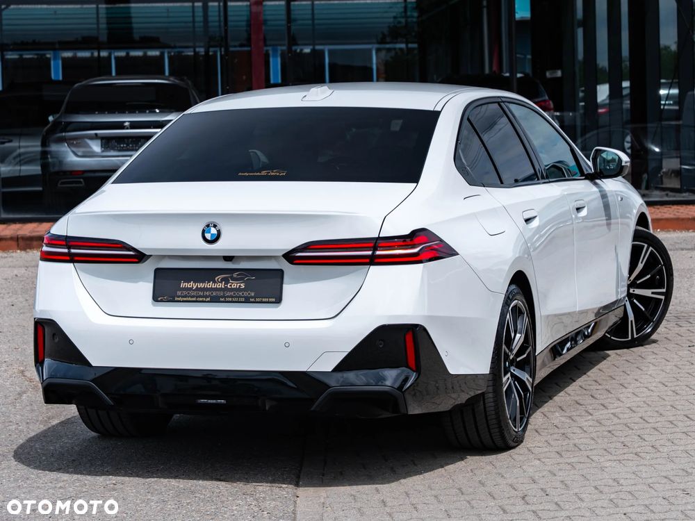BMW Seria 5 520d xDrive - 3