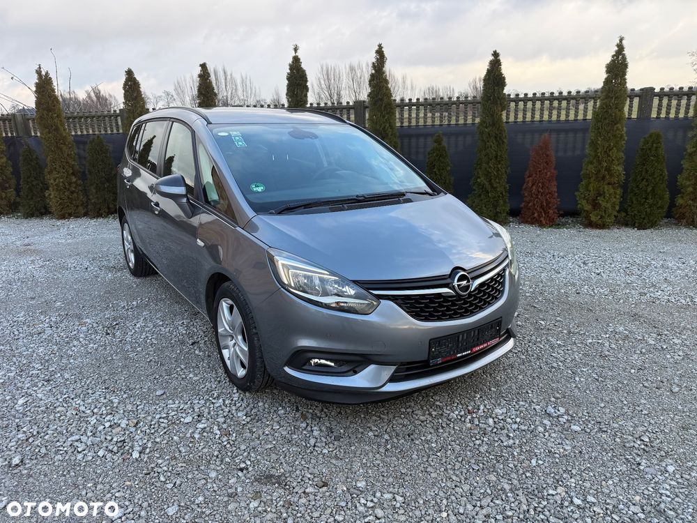 Opel Zafira - 16