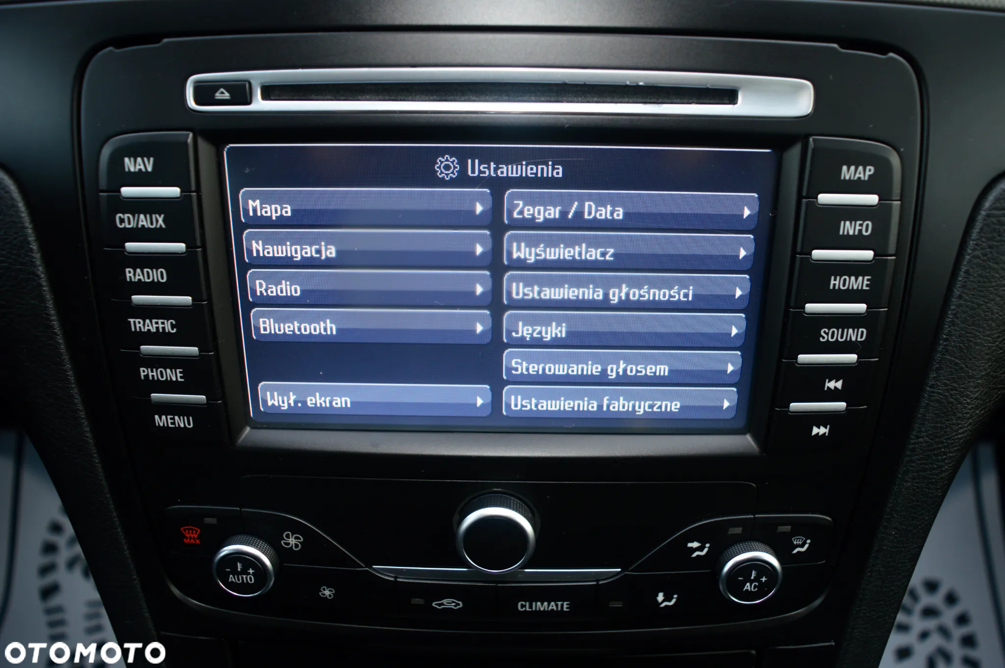 Ford S-Max - 26