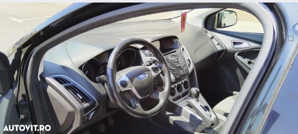 Ford Focus 1.6 TDCI DPF Titanium - 4