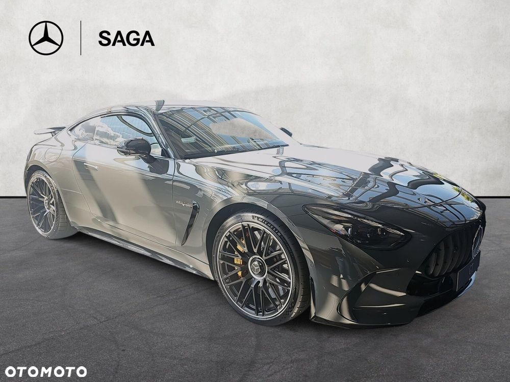 Mercedes-Benz AMG GT - 3