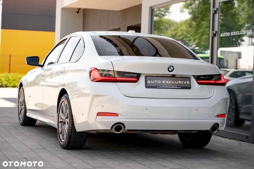 BMW Seria 3 320i Luxury Line - 20