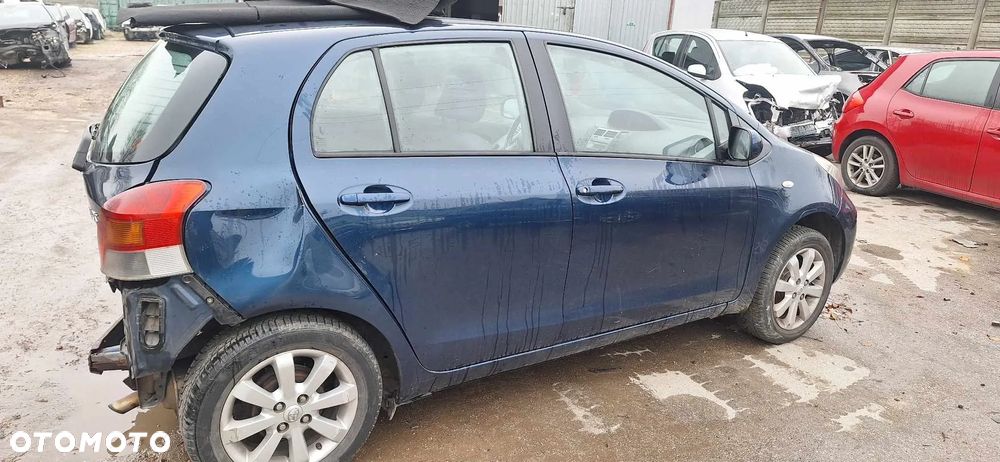 Toyota Yaris II lift 1,4D4D 90km silnik - 3