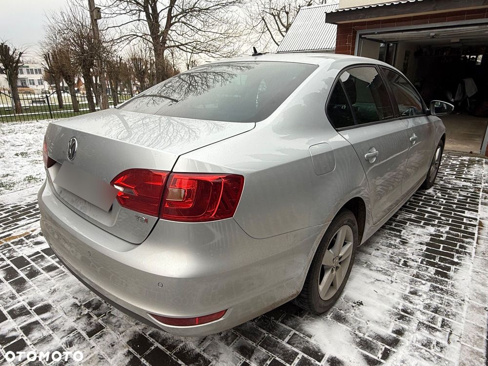 Volkswagen Jetta 1.6 TDI Comfortline - 2