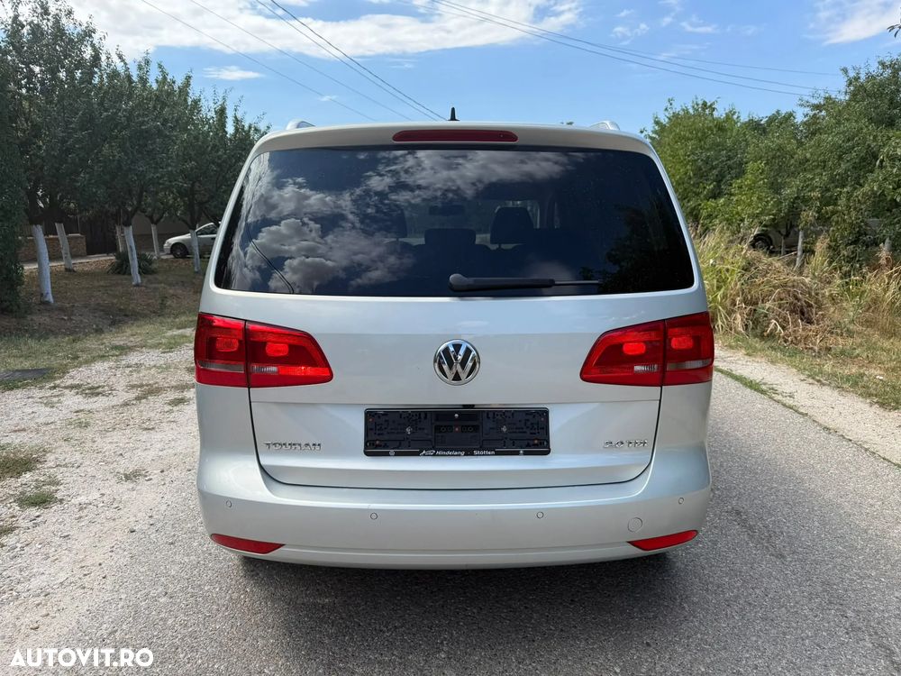 Volkswagen Touran 2.0 TDI DPF DSG Highline - 5
