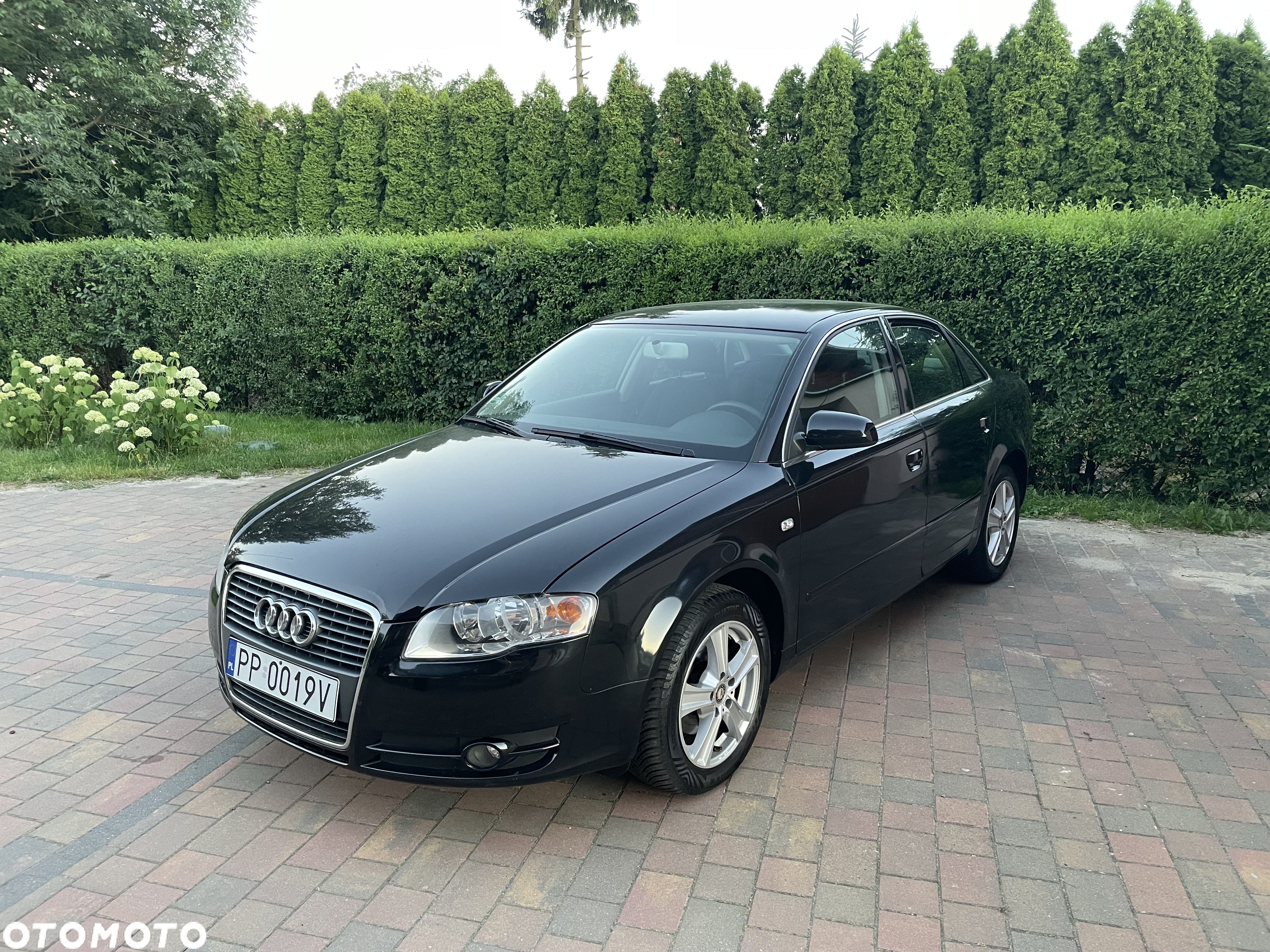 Audi A4 2.0 - 1