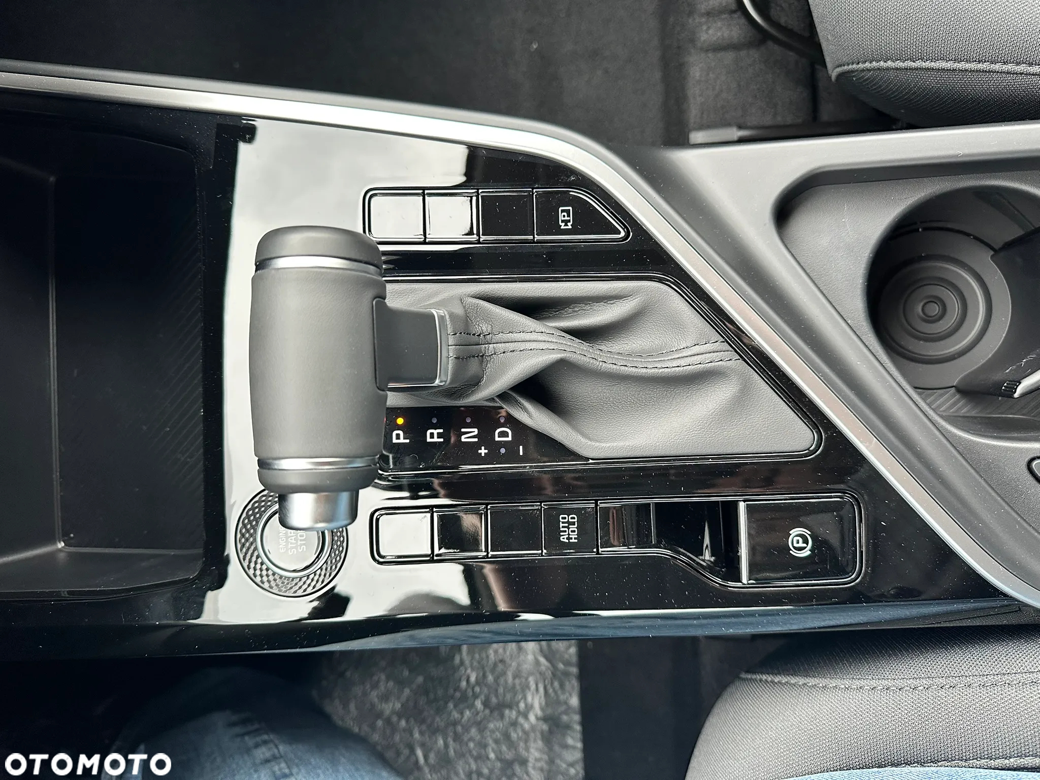Kia Niro 1.6 GDI Hybrid M - 15