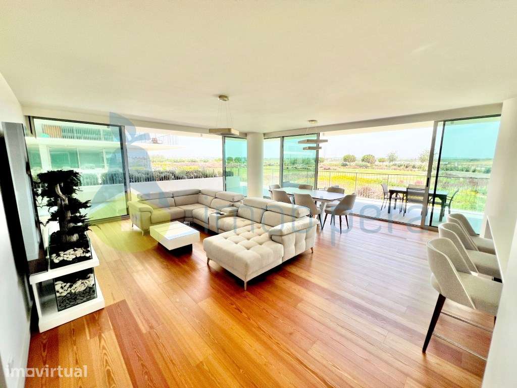 Apartamento T2 no Luxuoso condomínio Bay Line em Armação de Pêra ! ... - Grande imagem: 3/23