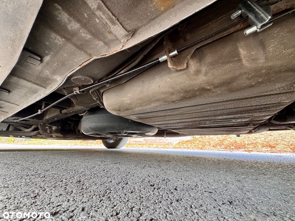 Chrysler Grand Voyager 2.8 CRD Automatik LX - 17