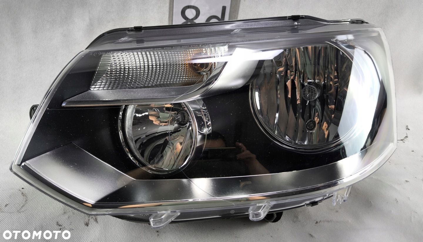 VW T5 MULTIVAN H7 CARAVELLE REFLEKTOR LEWY LAMPA 7E1941015J - 1