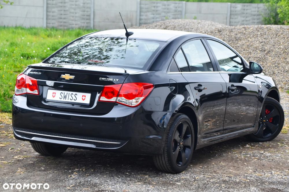 Chevrolet Cruze 1.8 LT - 29