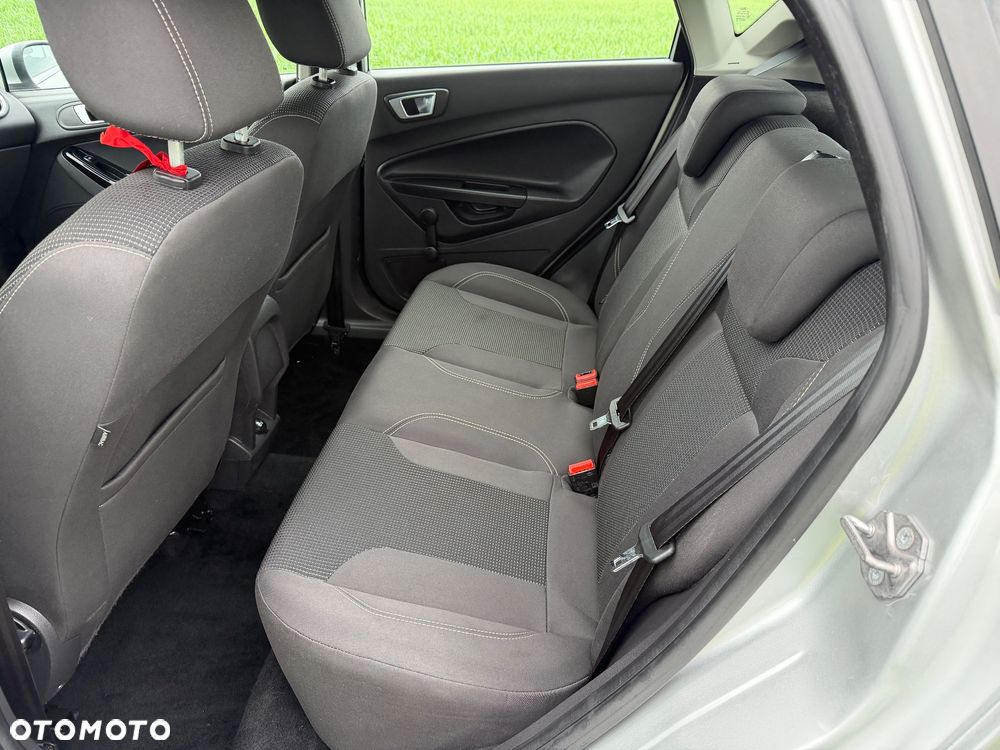 Ford Fiesta 1.0 EcoBoost Powershift Titanium - 16