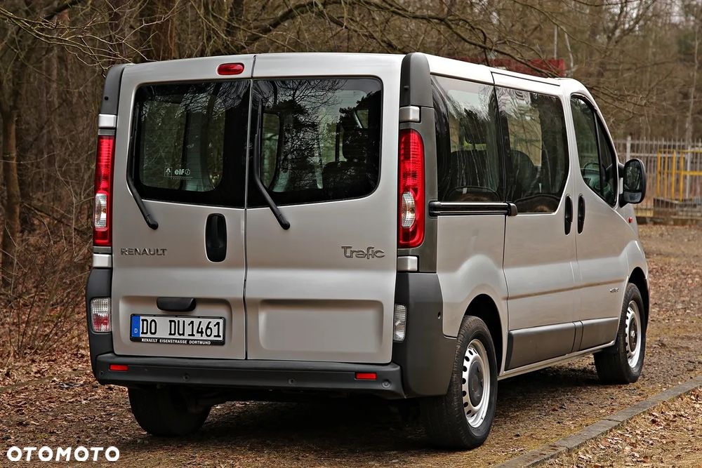 Renault Trafic - 12