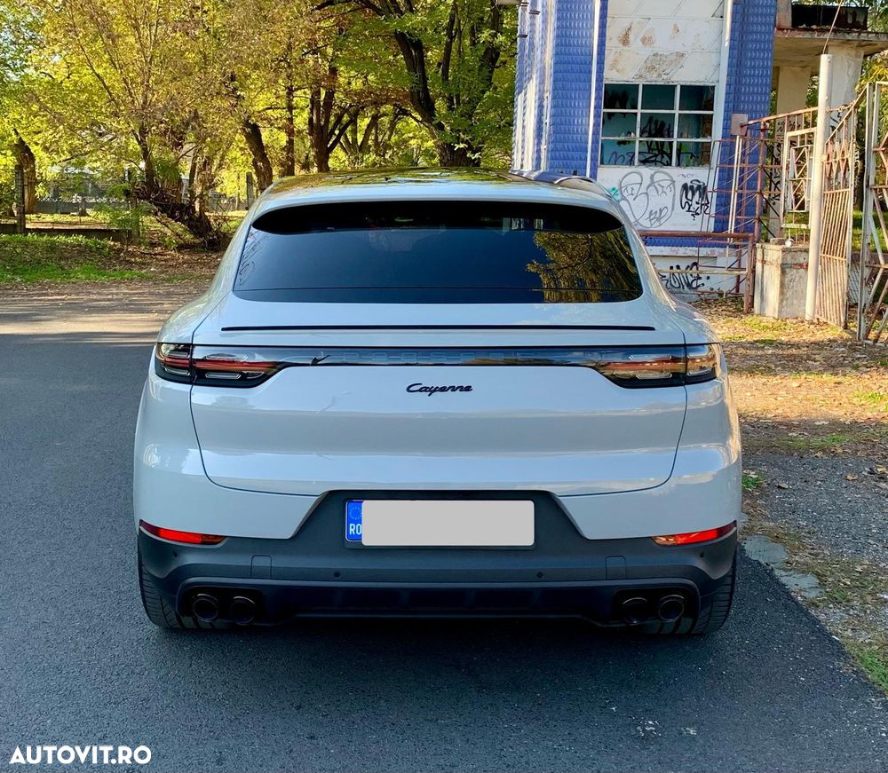 Porsche Cayenne - 32