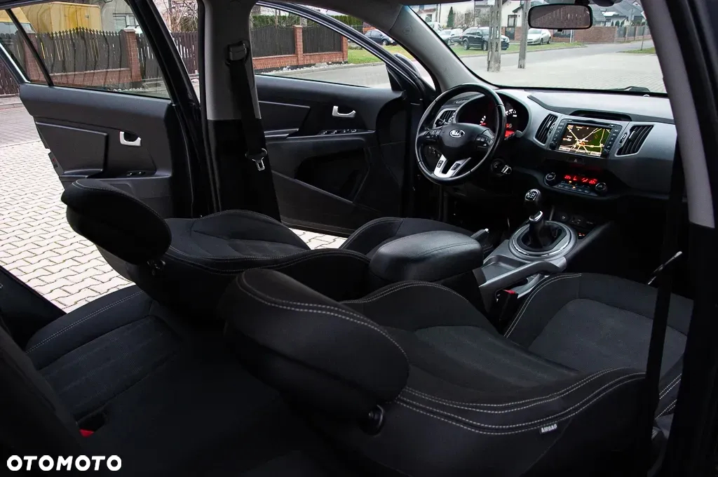 Kia Sportage 1.6 GDI Business Line 2WD - 24