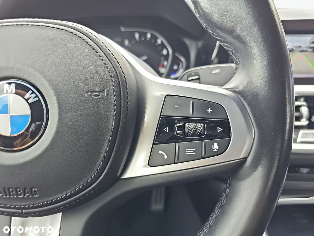 BMW Seria 2 220i M Sport - 17