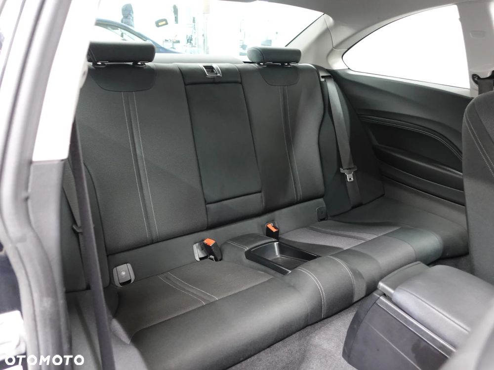 BMW Seria 2 218i Coupe Sport Line - 28