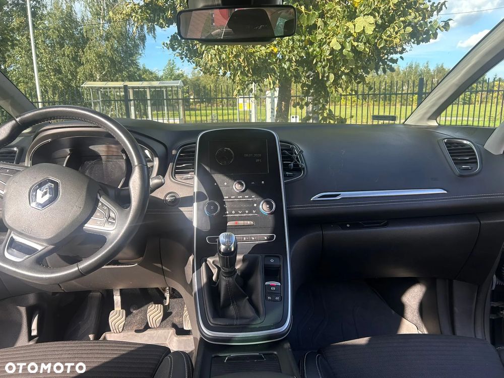 Renault Grand Scenic - 4