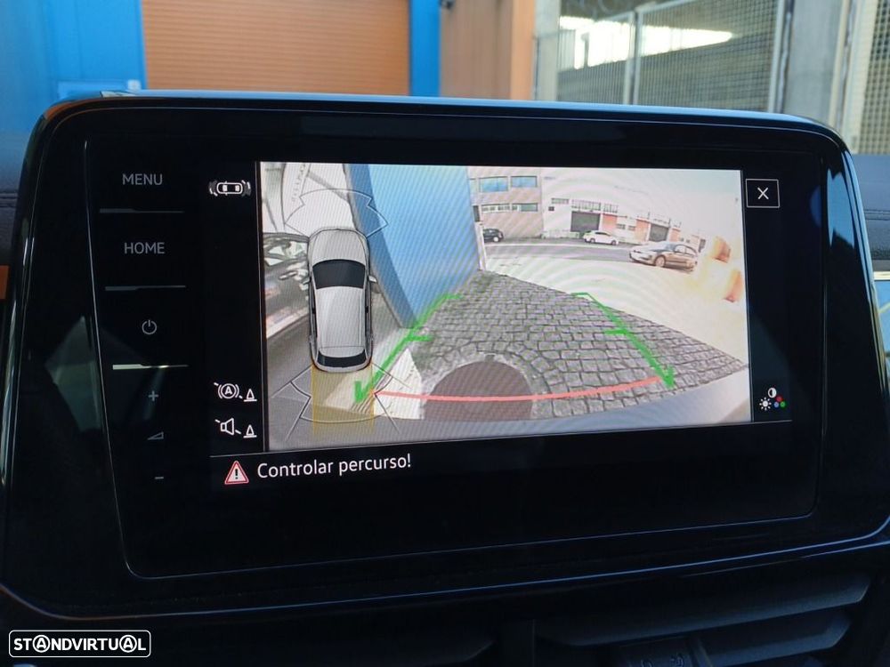 VW T-Roc 2.0 TDI R-Line DSG - 29