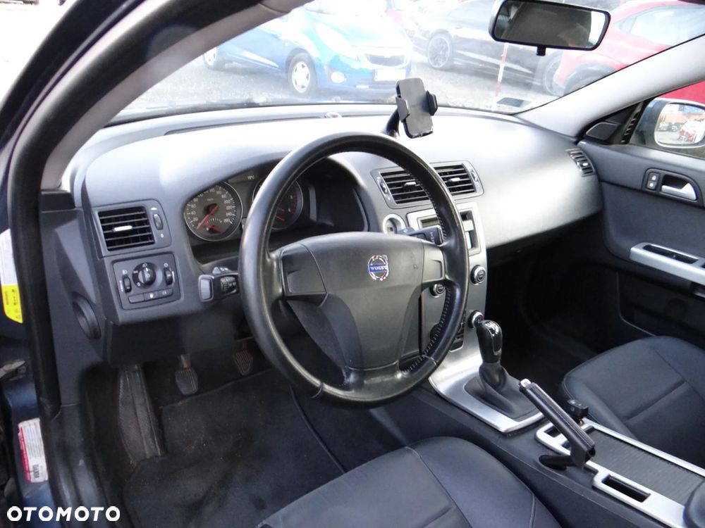 Volvo S40 2.0D - 4