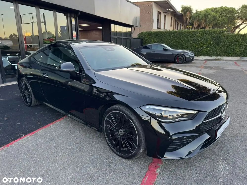 Mercedes-Benz CLE 300 mHEV 4-Matic AMG Line - 4